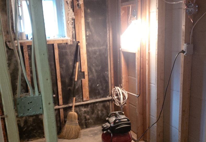 Here is an image of a bathroom.