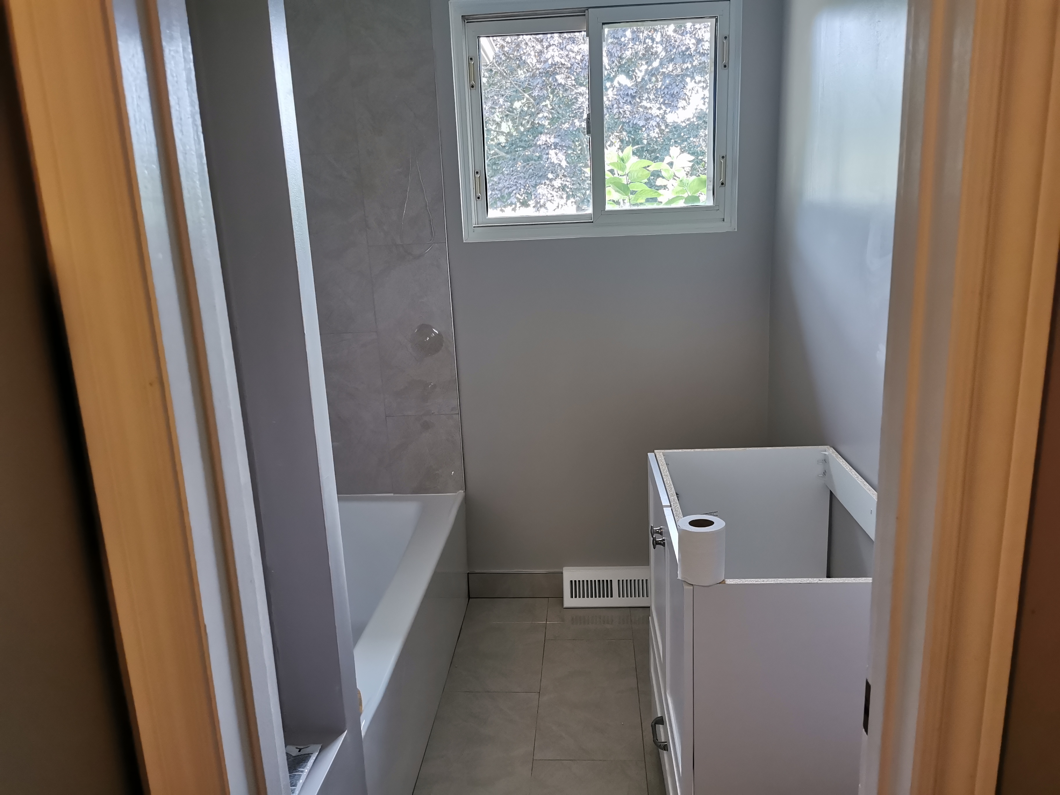 Here is an image of a bathroom.