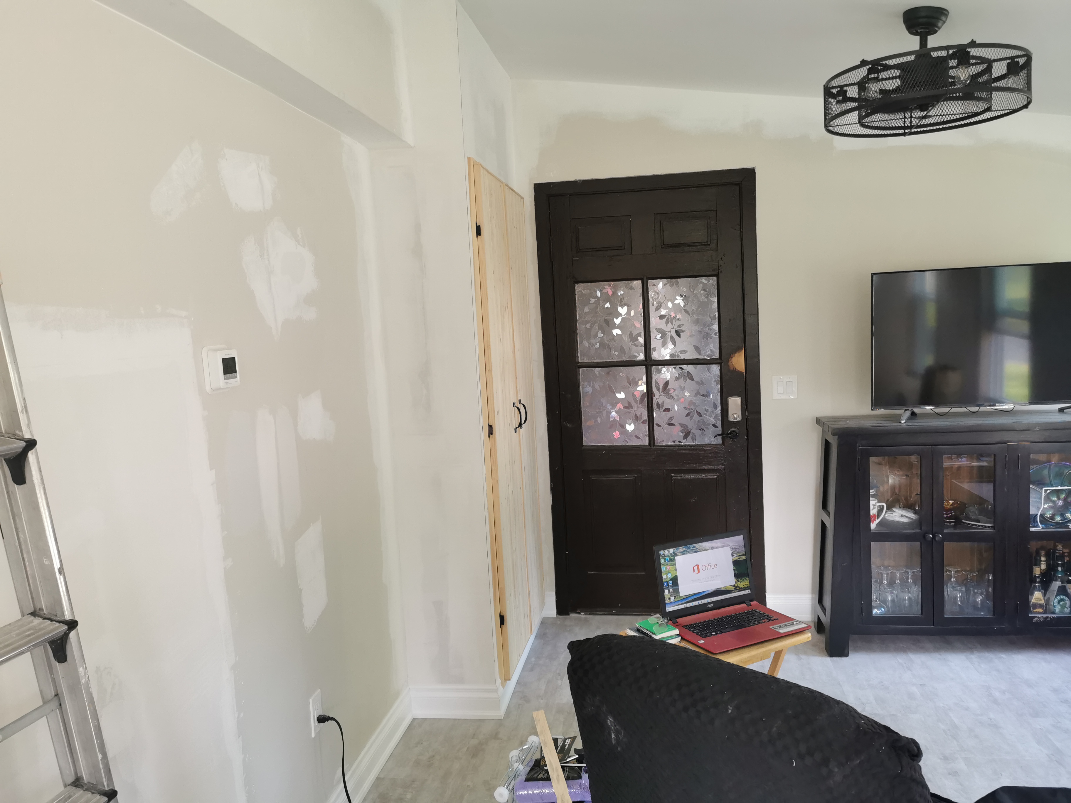 Here is an image of a door.