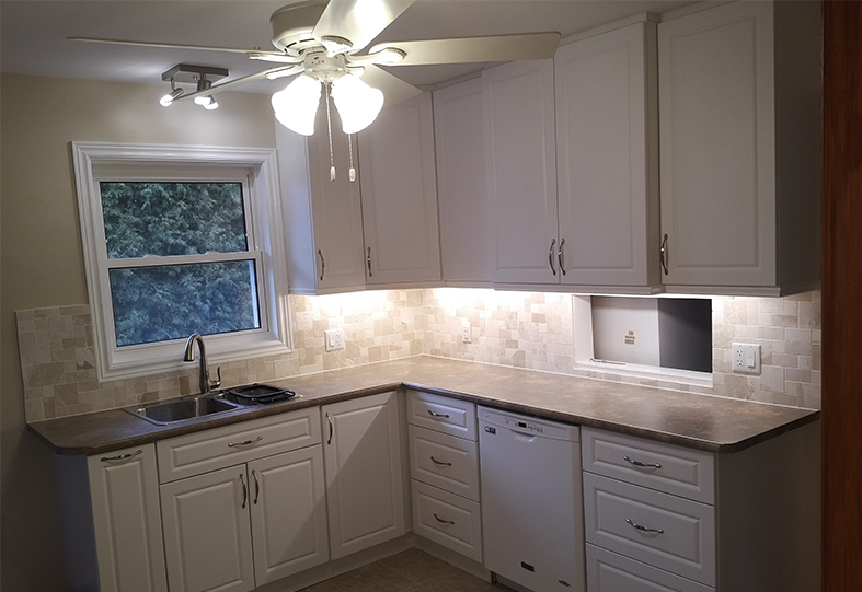 Here is an image of a kitchen.