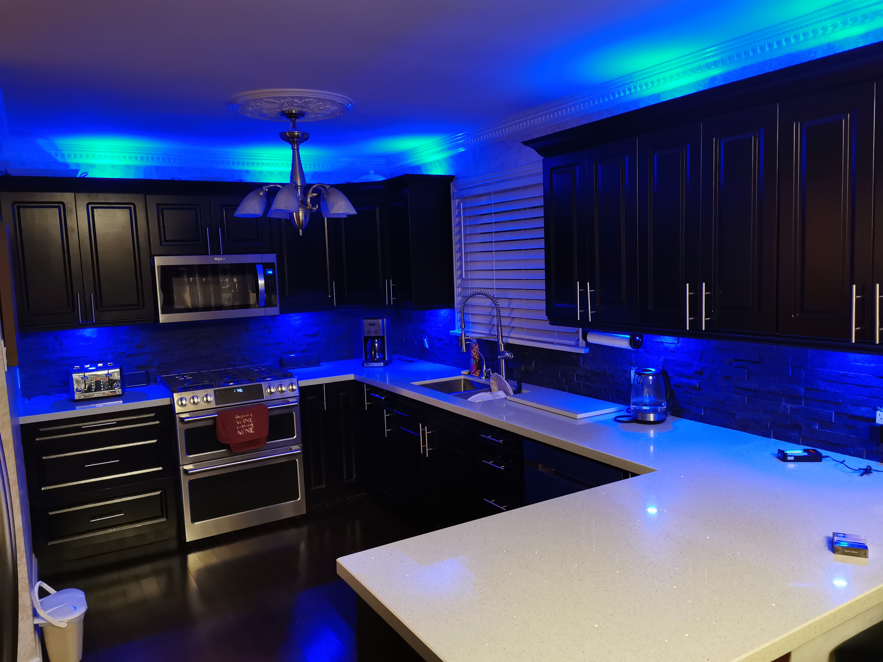 Here is an image of a kitchen.