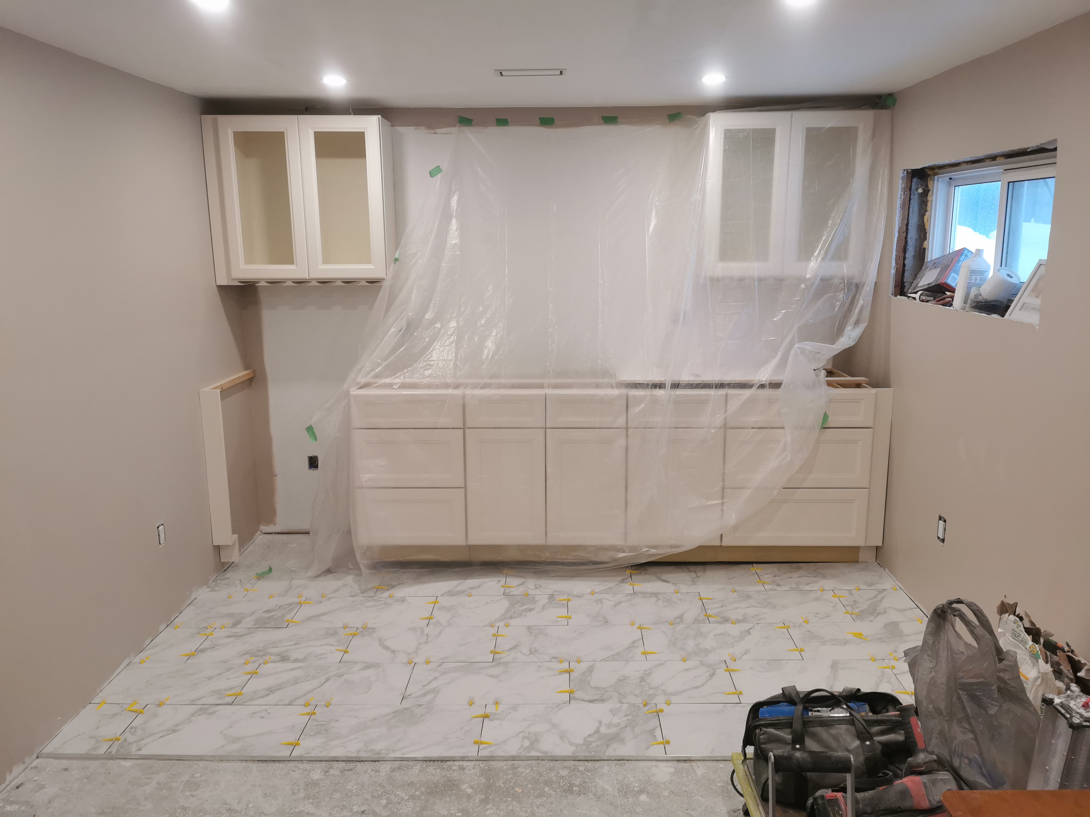 Here is an image of a kitchen.