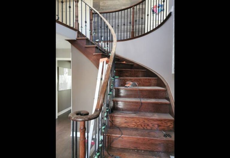 stairs02.jpg